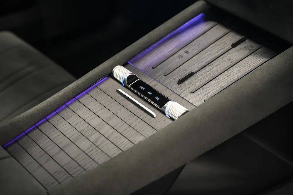 從四環到字母標,上汽奧迪雙品牌戰略隱藏著豪華電動化的破局關鍵