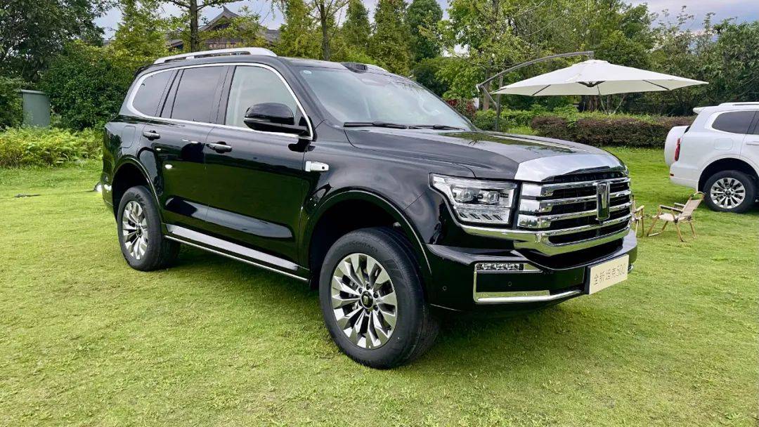 33.5萬元起,全新坦克500上市:硬派車還能這樣玩?