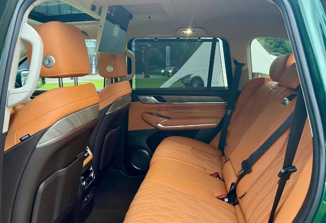 33.5萬元起,全新坦克500上市:硬派車還能這樣玩?