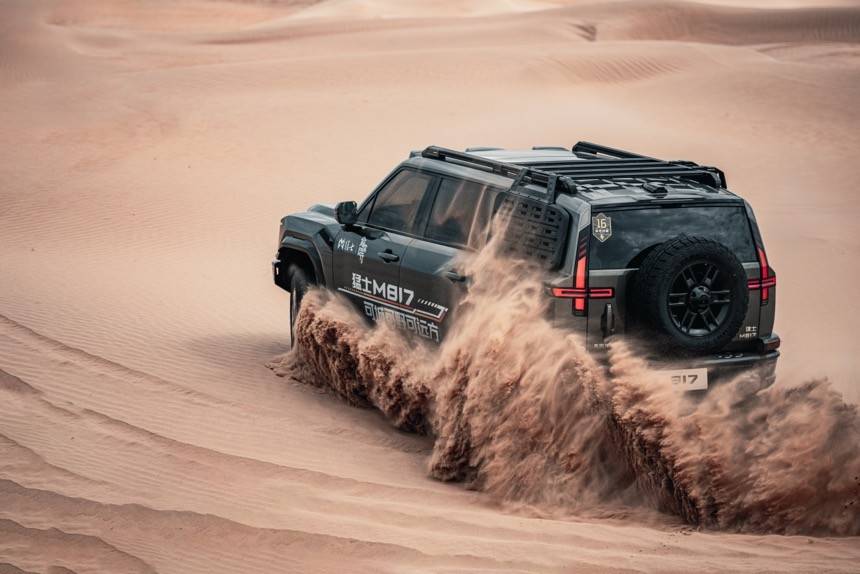 撒野不將就,通勤不憋屈!猛士M817一車駕馭城野