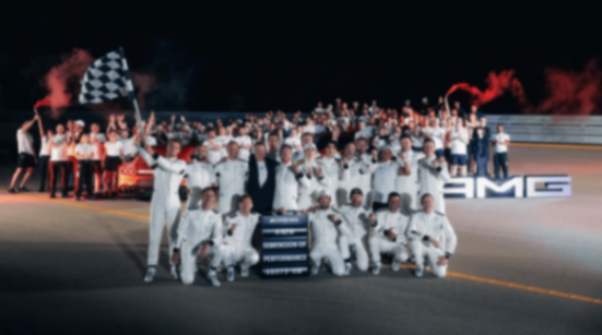 讓雷軍直呼“有點變態(tài)”的純電耐力賽成績,奔馳是如何刷出來的?