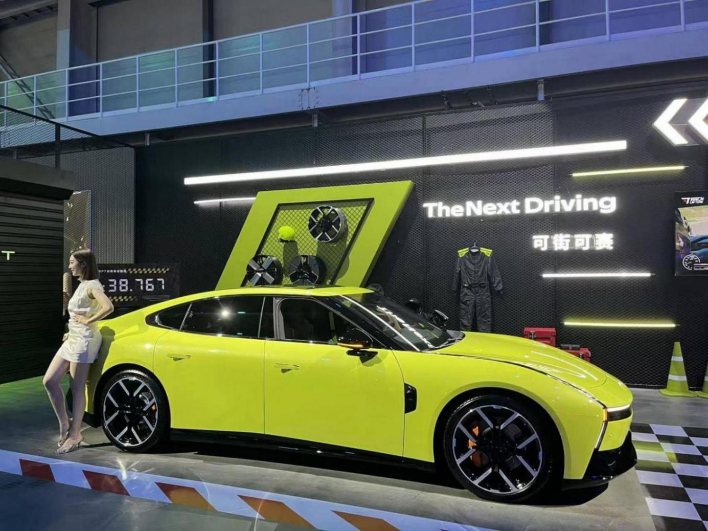 21.98萬起買百萬級科技?全新小鵬P7上市,賽道超越小米SU7 Max!