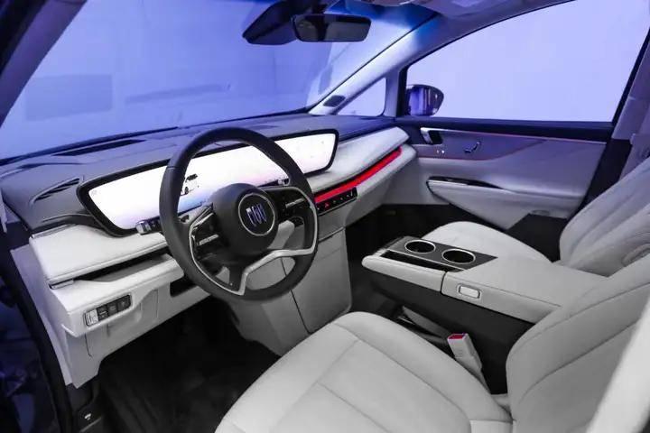 全新GL8陸尊:24小時訂單破萬,MPV王者如何征服新能源時代?