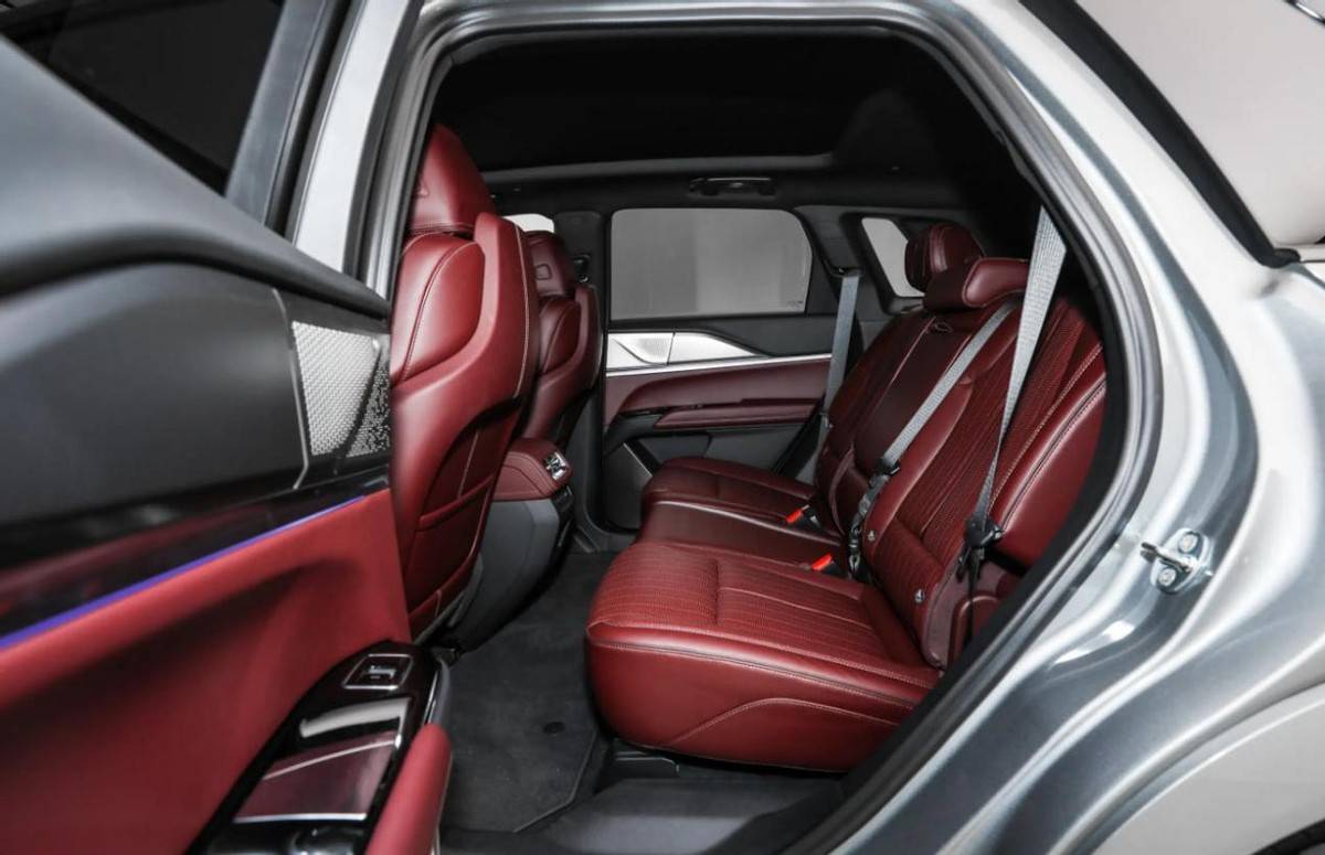 凱迪拉克豁出去了!新款XT5限時價22.99萬起,這回銷量要上漲?