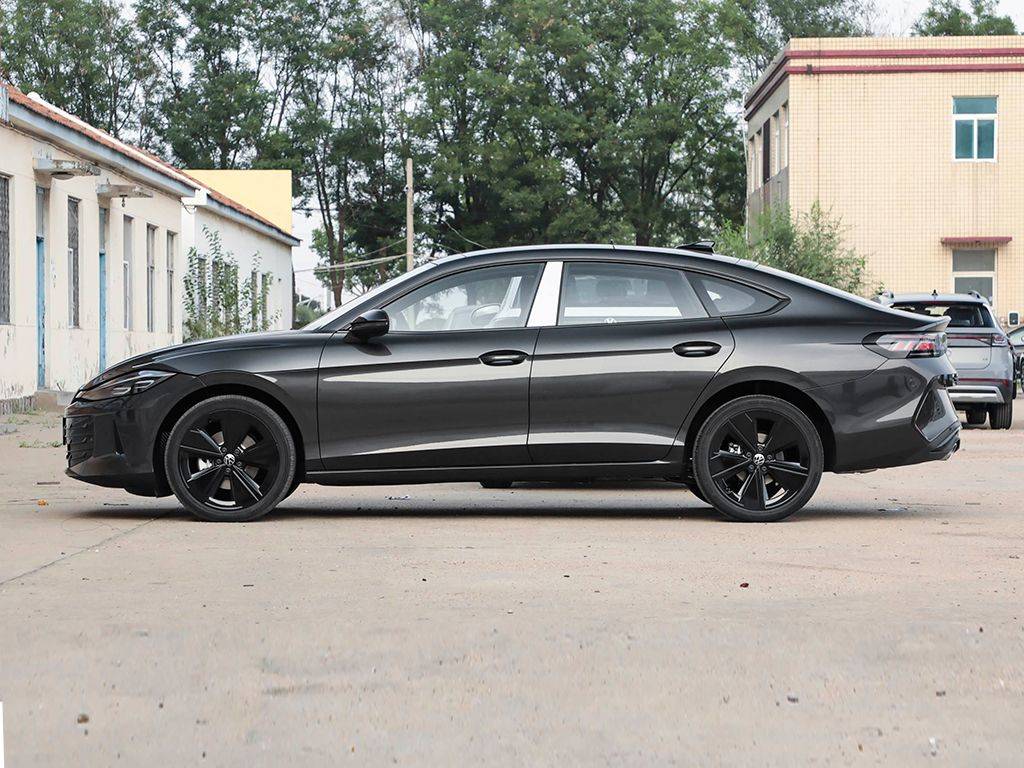 上汽大眾“太狠了”!全新凌渡L GTS限時價13.99萬起,比老款便宜9萬