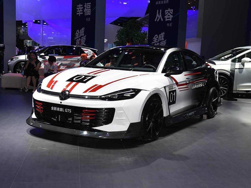 上汽大眾“太狠了”!全新凌渡L GTS限時價13.99萬起,比老款便宜9萬