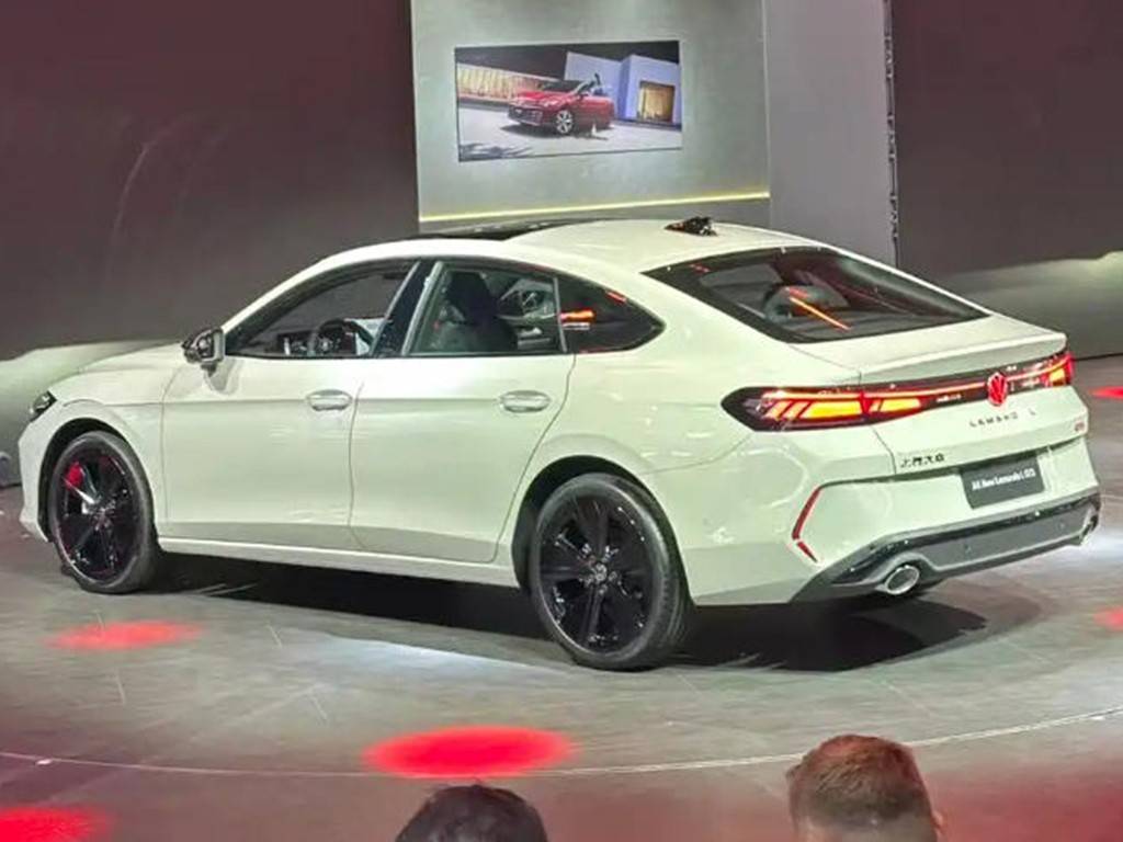 上汽大眾“太狠了”!全新凌渡L GTS限時價13.99萬起,比老款便宜9萬