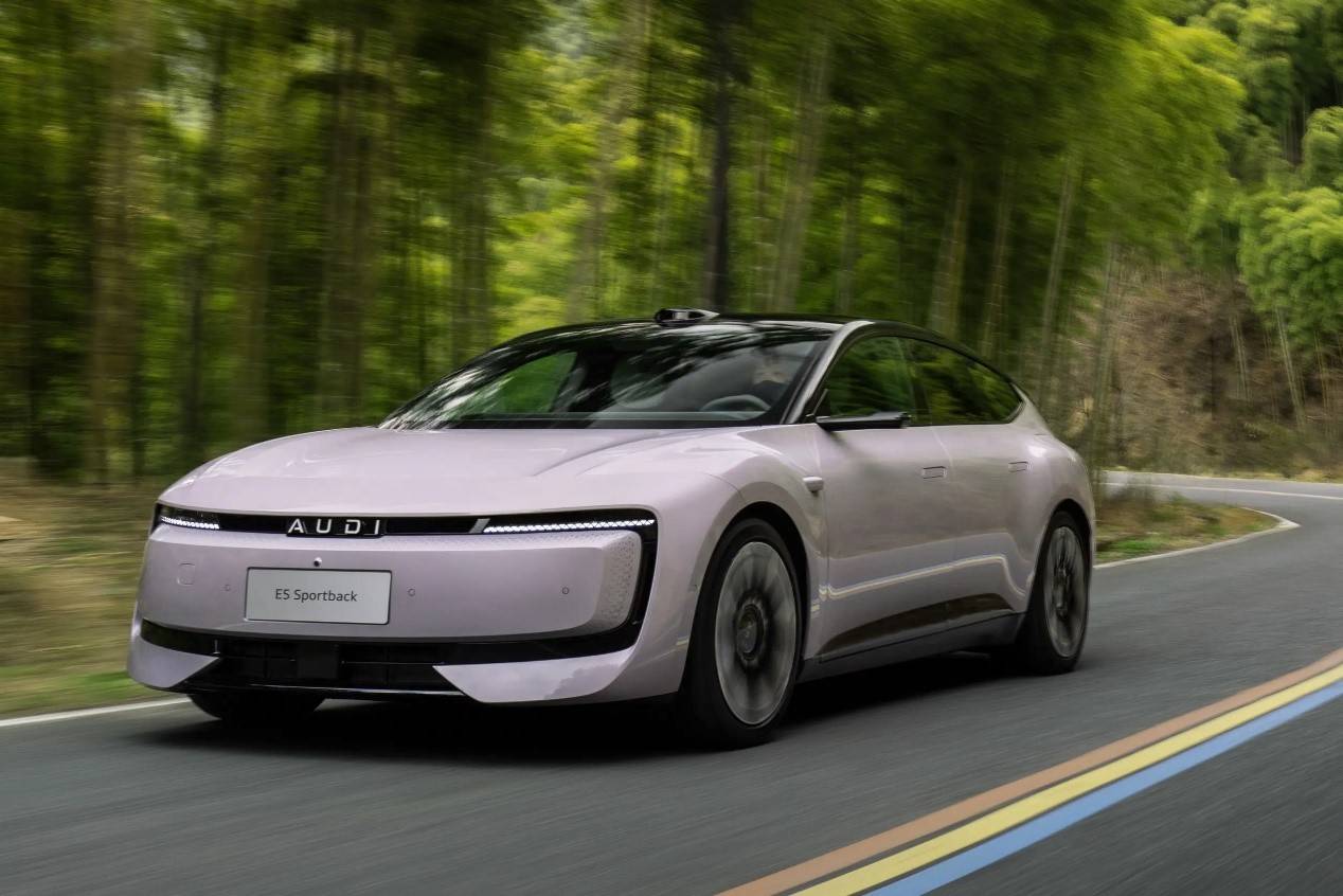 上汽奧迪旗下雙品牌亮相成都,演繹電動豪華與燃油經典