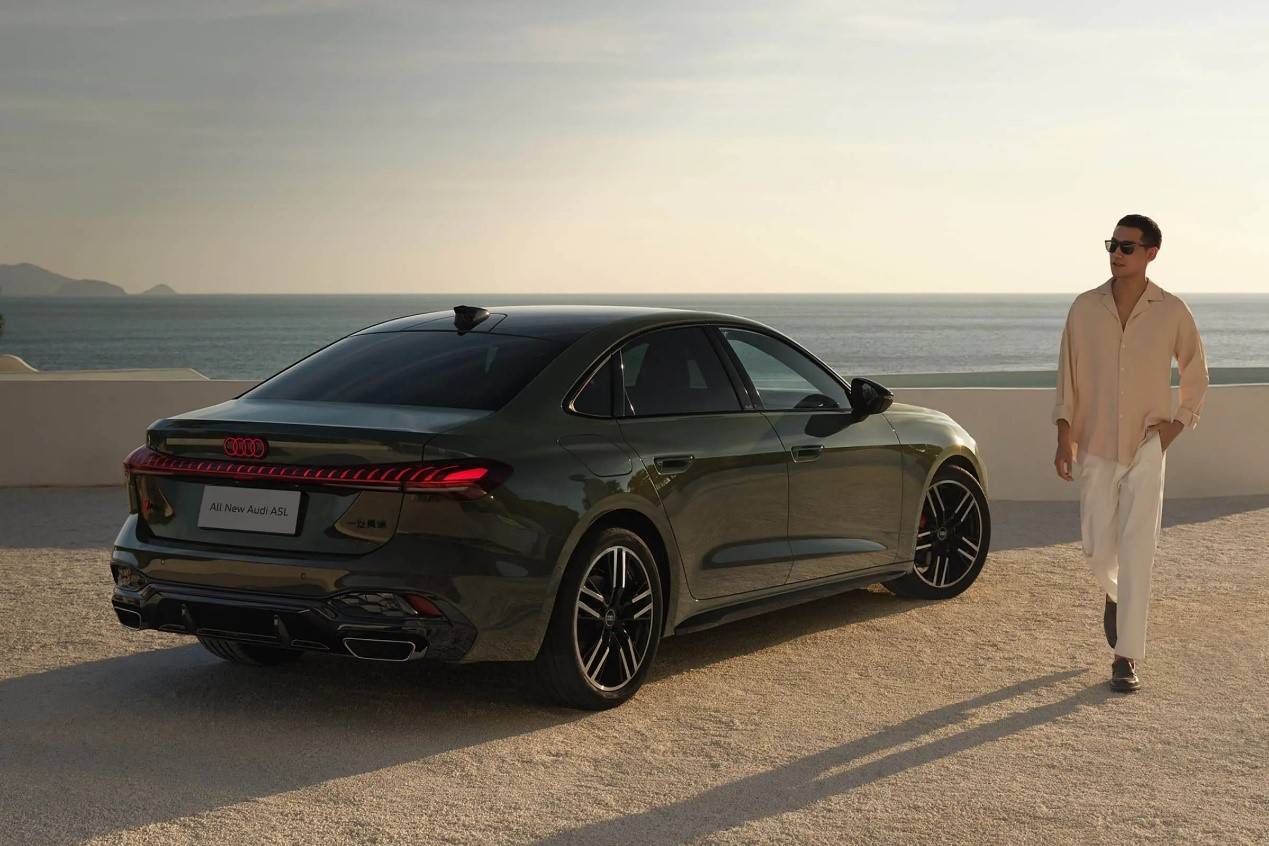 上汽奧迪旗下雙品牌亮相成都,演繹電動豪華與燃油經典