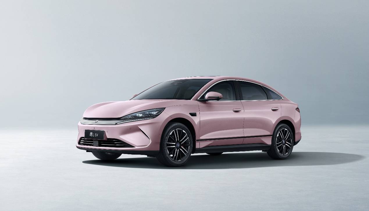 秦L EV云輦型:12.98萬讓云輦-C和TBC“上車”!