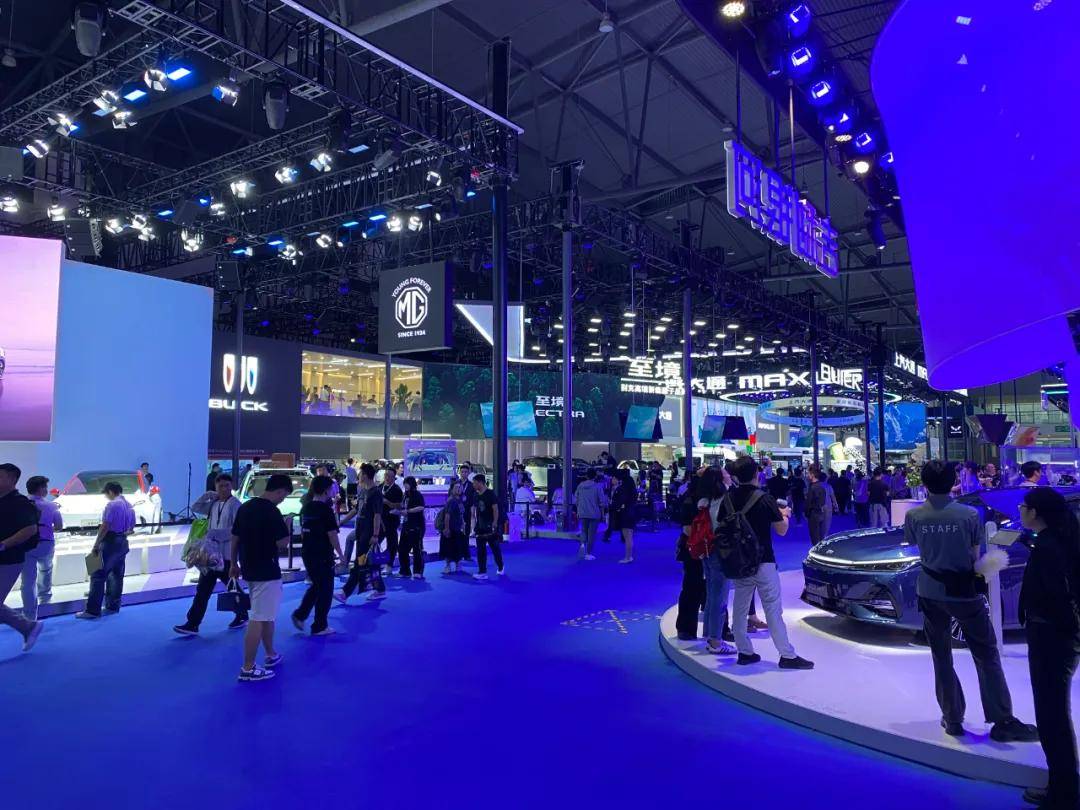 成都車展遇冷,大牌缺席,跟不上“中國速度”的品牌,連參賽資格或許都會丟失