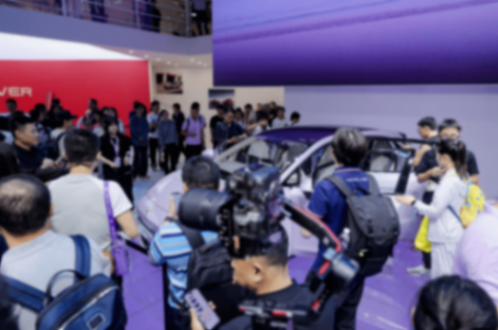 2025成都車展丨半固態殺入10萬內!全新MG4讓海豚星愿慌了?