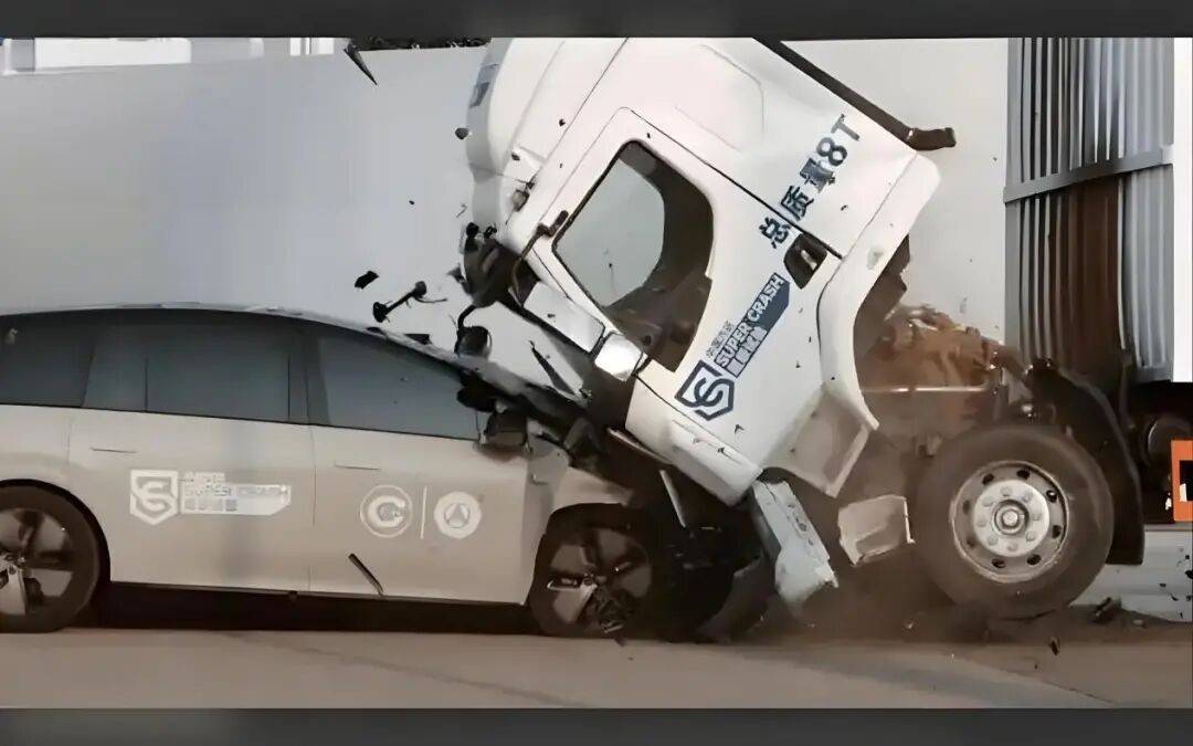 理想銷量三連跌,8月銷量不及零跑一半,大勢去、頹勢顯!