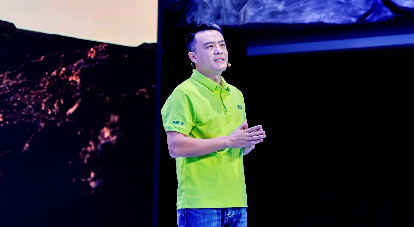 柴油動力逆襲!212 T01如何用1000km續航重新定義硬派越野經濟性?