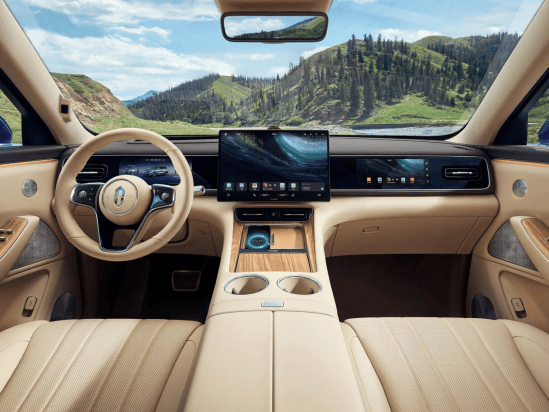 全新問界M7預售28.8萬起 技術看齊問界M8卻便宜近十萬!