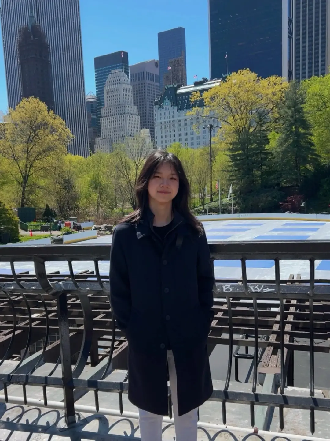 18歲女孩做養(yǎng)老機器人,上線2天賣爆了