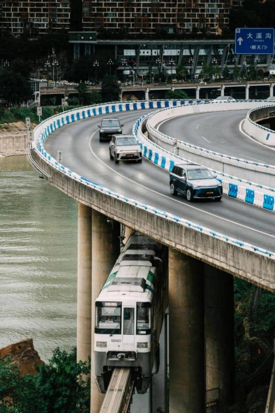 傳祺向往S9乾崑:三大全系標配給你無需取舍的“向往”