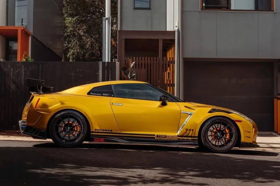 INNO的這款Top Secret R35,不經意買到的香港車仔展限定,成海景了!