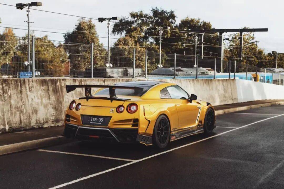 INNO的這款Top Secret R35,不經意買到的香港車仔展限定,成海景了!