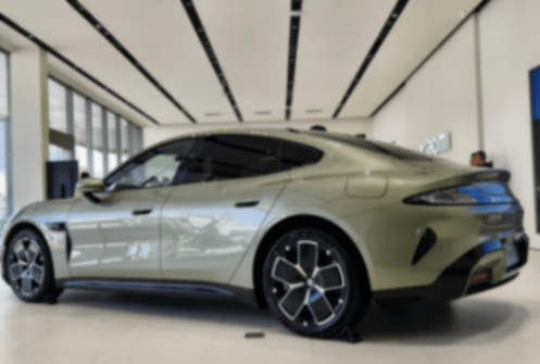 小米召回11.7萬輛SU7,是智駕問題,更是安全問題