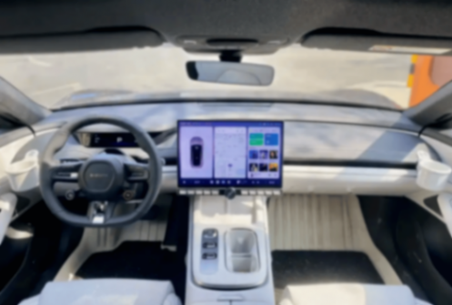 小米召回11.7萬輛SU7,是智駕問題,更是安全問題