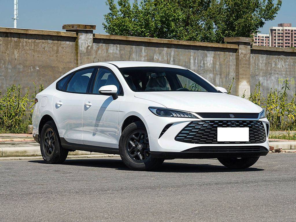 真就瞄著比亞迪打?吉利銀河星耀6預售,限時7.98萬起硬剛秦PLUS