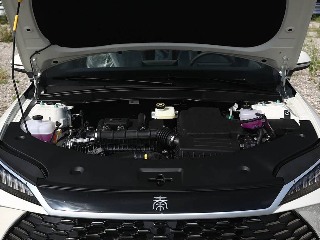 真就瞄著比亞迪打?吉利銀河星耀6預售,限時7.98萬起硬剛秦PLUS