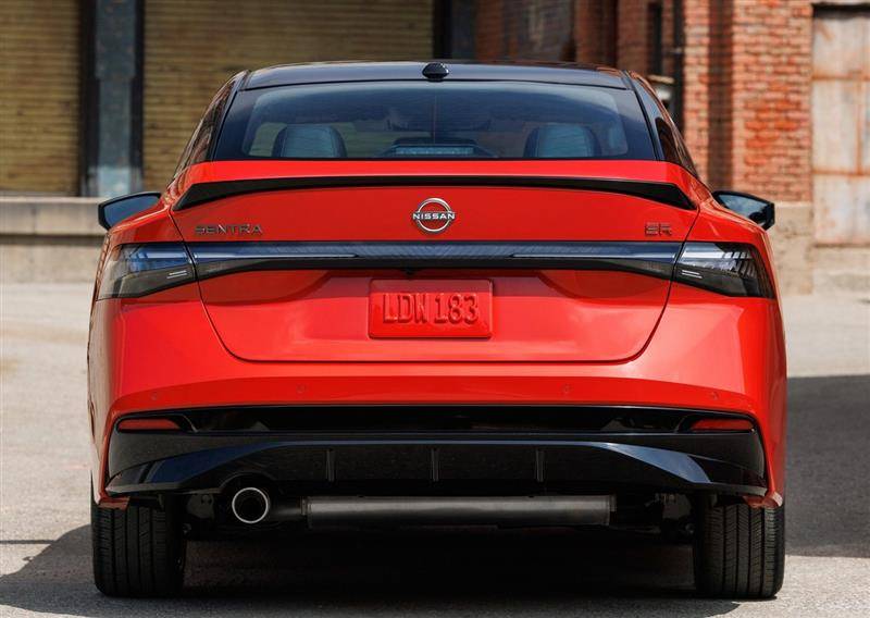 設計、配置全方位進化,新一代軒逸依舊是A級燃油轎車標桿