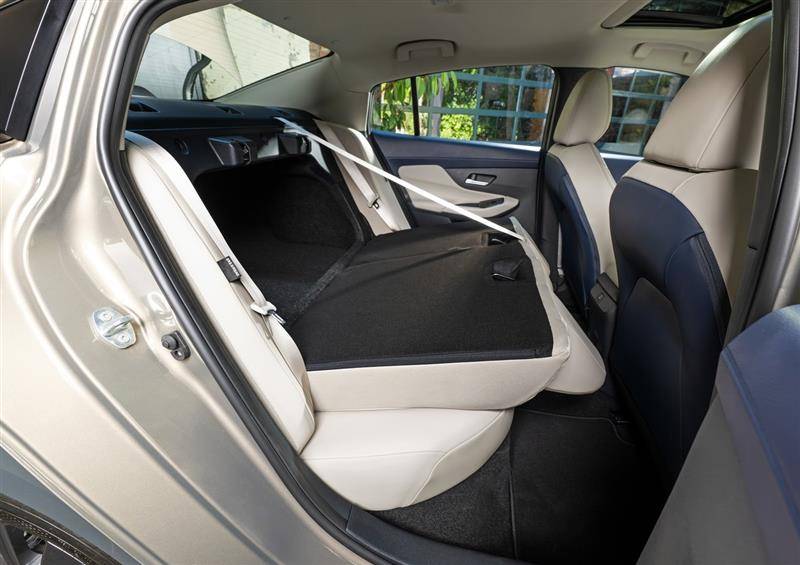 設計、配置全方位進化,新一代軒逸依舊是A級燃油轎車標桿