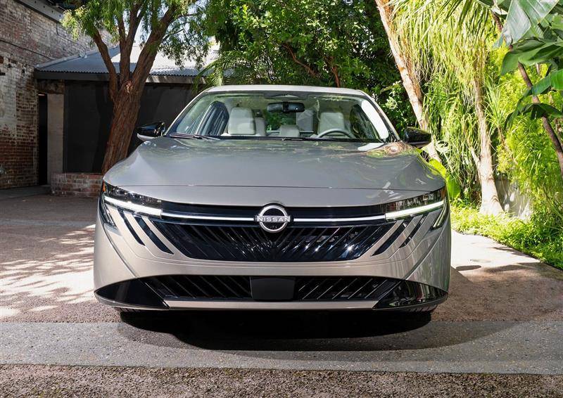 設計、配置全方位進化,新一代軒逸依舊是A級燃油轎車標桿