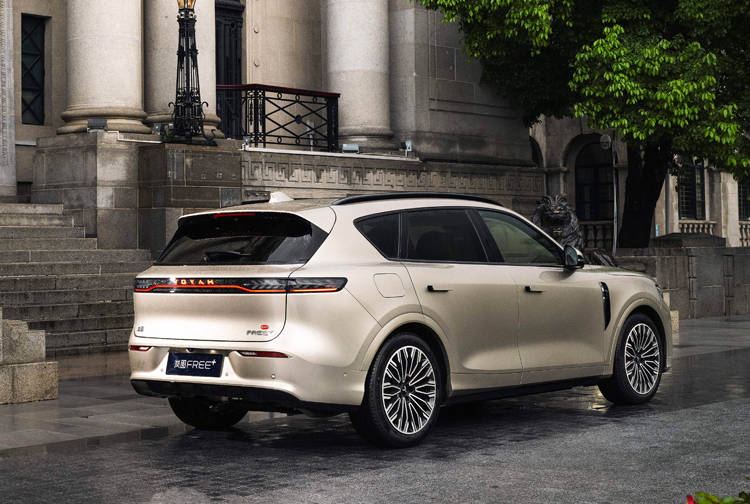 手握25萬預算,為什么這么多人選擇了嵐圖FREE+!