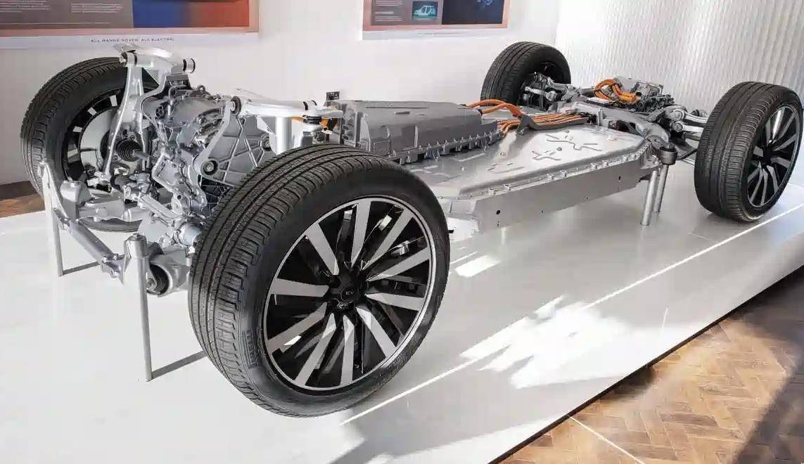 2026年想買路虎/凱迪拉克/雷克薩斯新車,認準這3款錯不了?