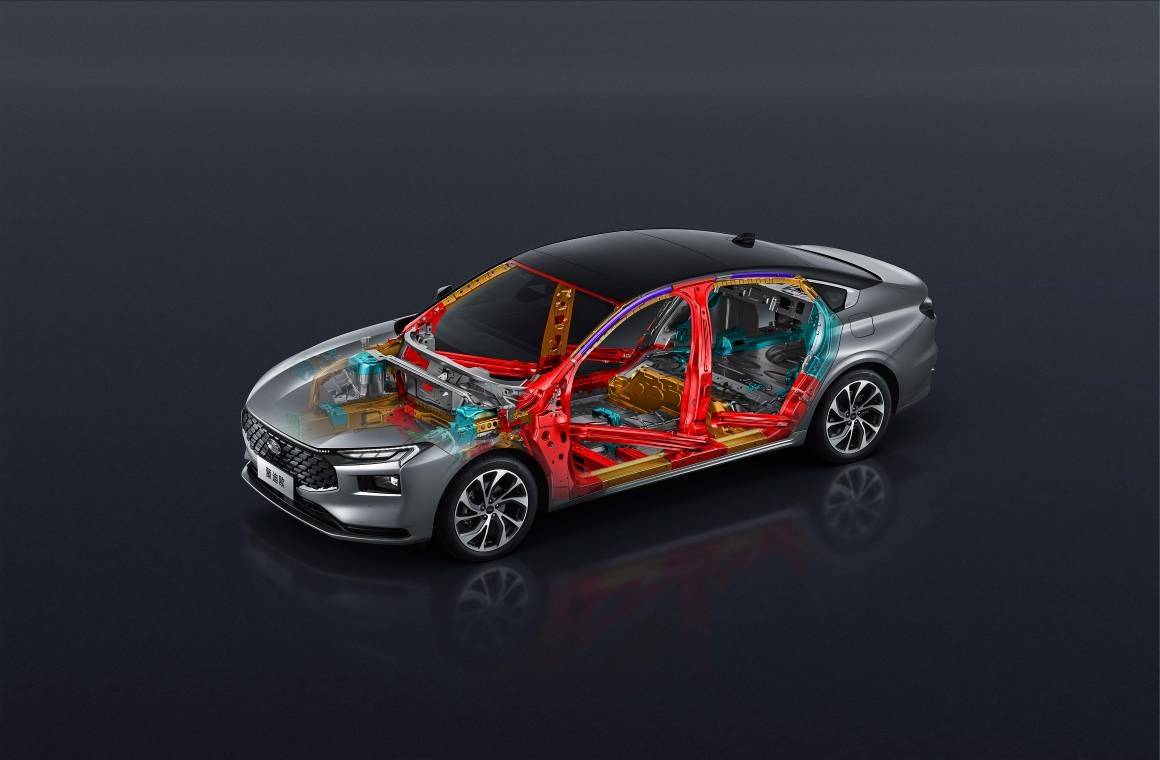 11噸壓頂不變形,6秒破百不費力!這才是蒙迪歐的“鐵漢柔情”