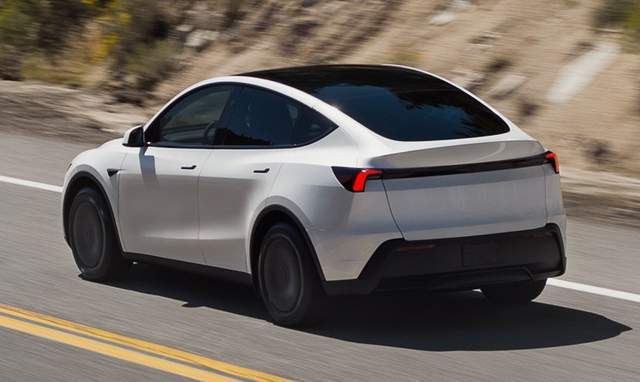 廉價版特斯拉Model Y內飾曝光!有望11月上市,預估降價3.5萬