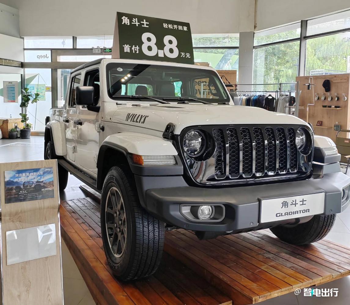 東風(fēng)猛士“換標(biāo)”Jeep?新車研發(fā)周期只需18個(gè)月