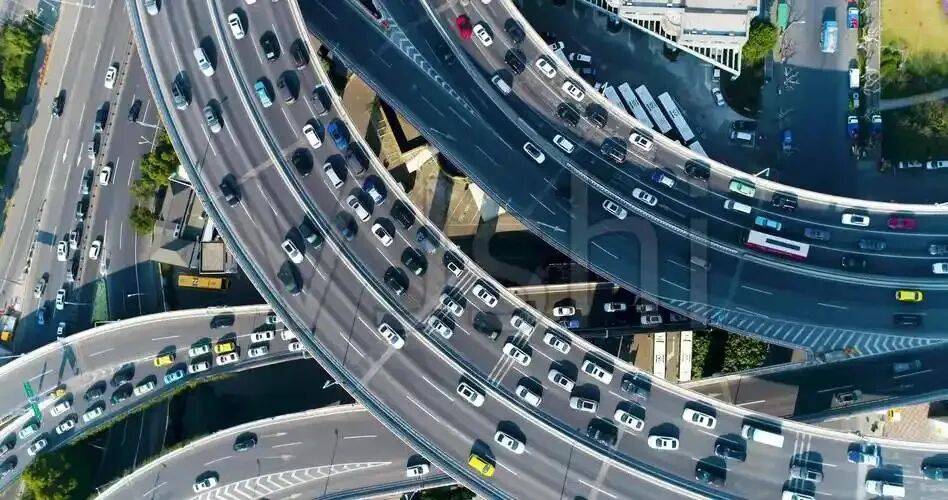 2026年1月1日起,車輛購置稅有兩大變化:一是由免征變為減半征收,二是減免車輛購置稅新能源汽車產品技術有明確要求