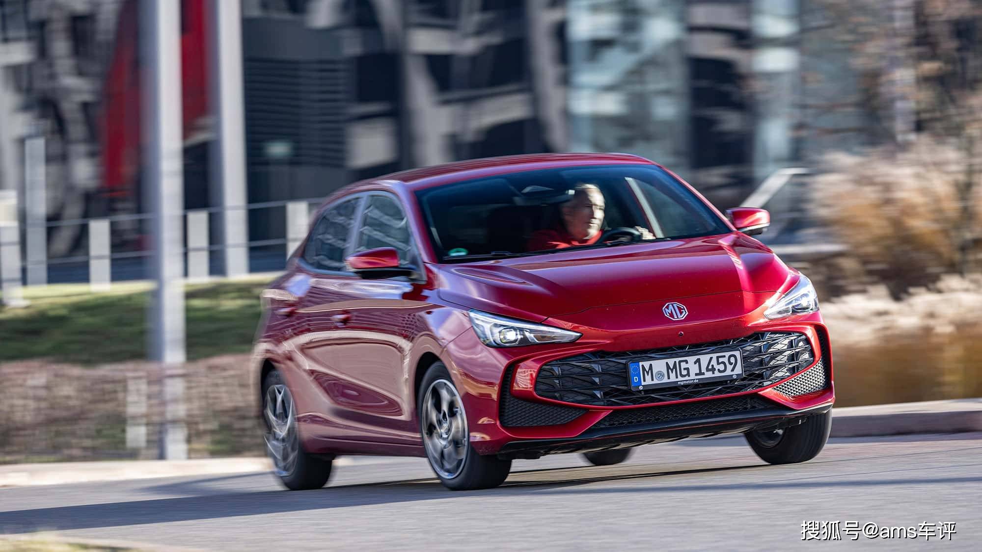 混動小鋼炮三國戰:雷諾/豐田/MG,誰是真正贏家?