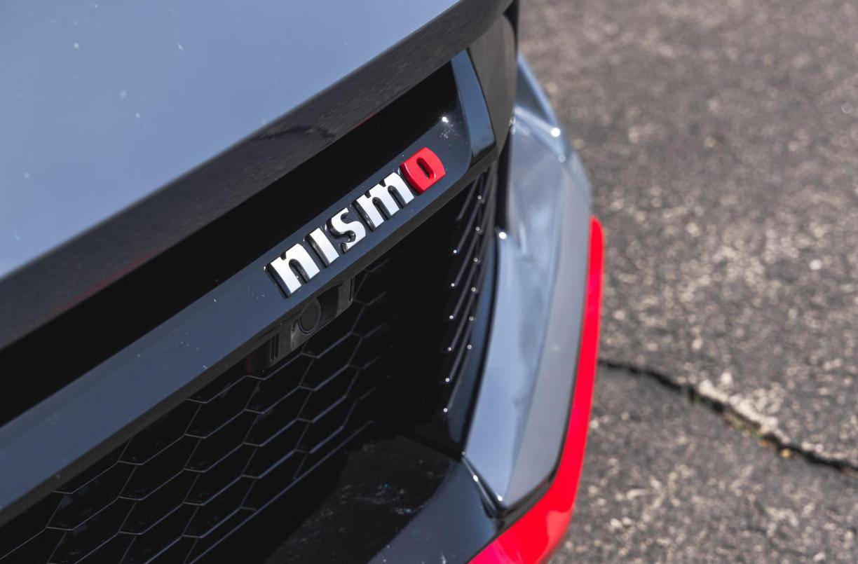 日產(chǎn)Z Nismo引入國內(nèi),海外評價(jià)一般?2009年的老平臺