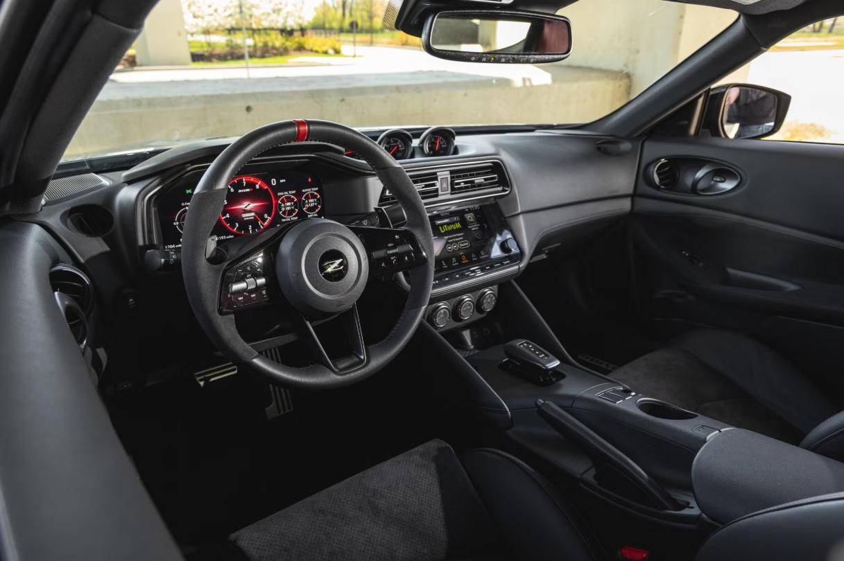 日產(chǎn)Z Nismo引入國內(nèi),海外評價(jià)一般?2009年的老平臺