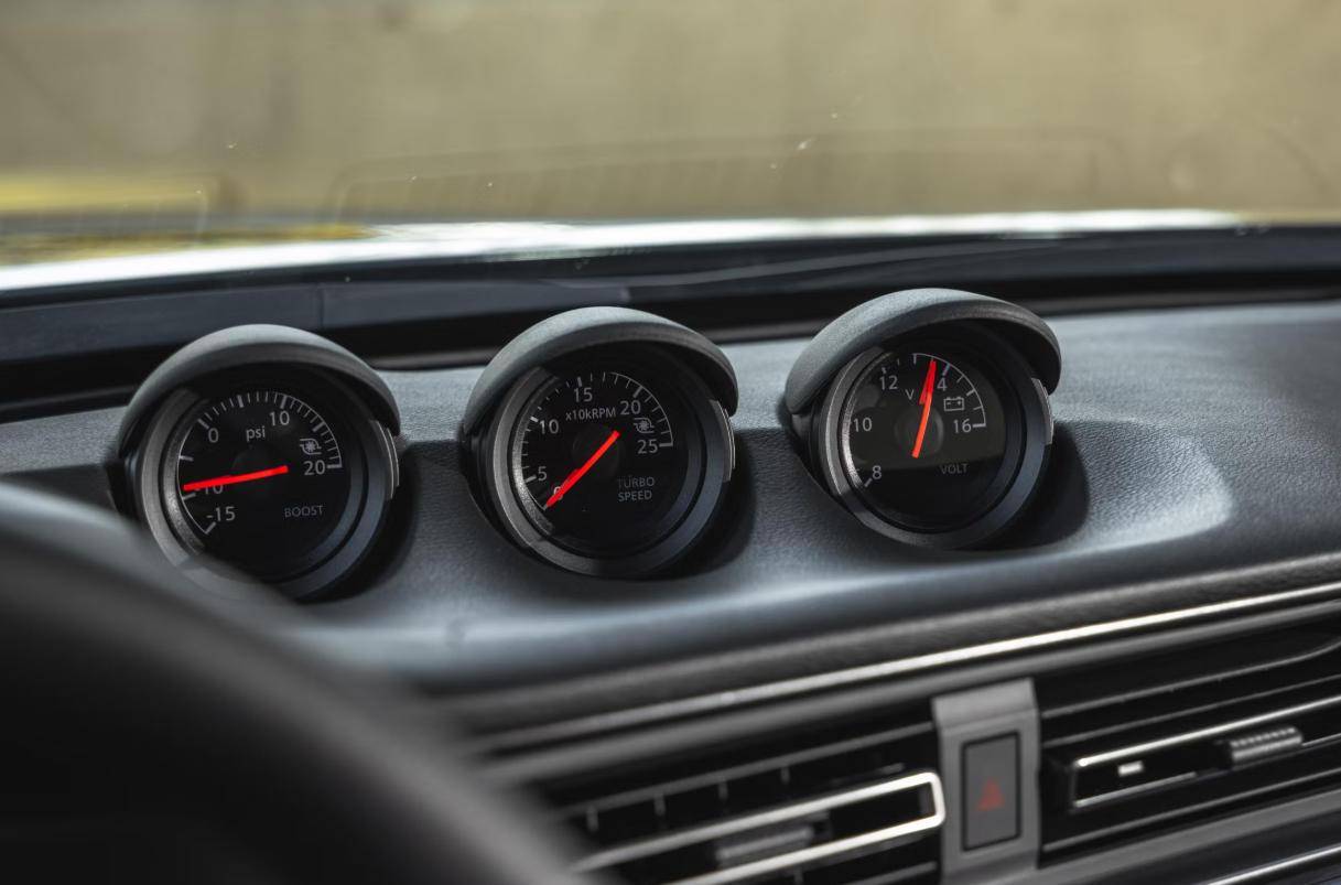 日產(chǎn)Z Nismo引入國內(nèi),海外評價(jià)一般?2009年的老平臺