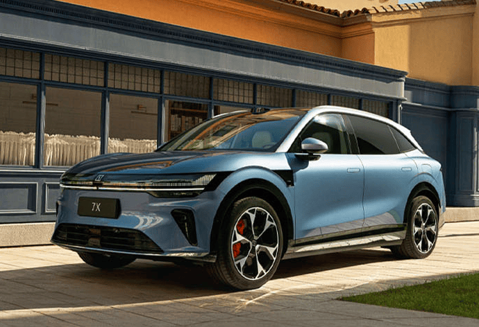 標配900V高壓架構,煥新極氪7X開啟預售,“超級暖男”來也