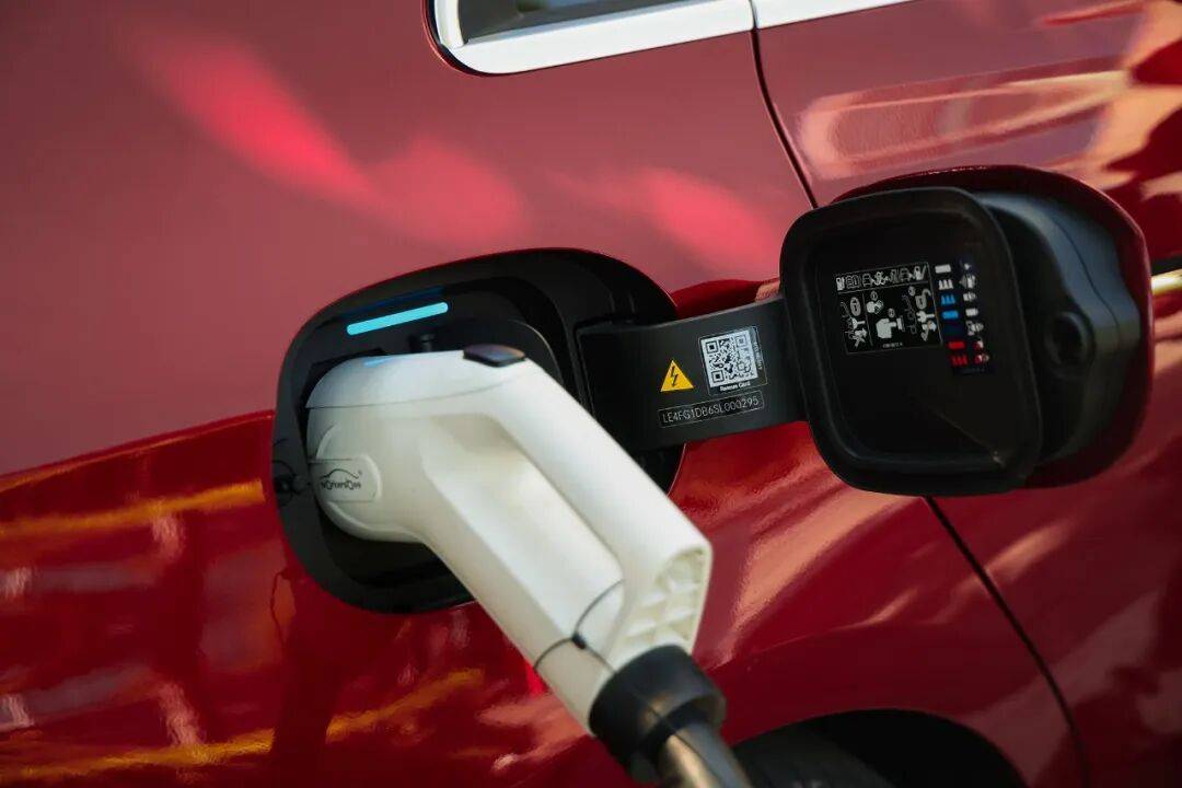 從純電CLA,看奔馳在電動時代定義新標準