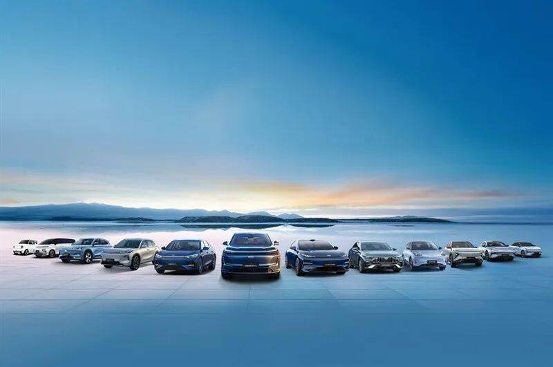 吉利銀河10月銷量再創(chuàng)新高,成最快達(dá)成年銷百萬的新能源品牌