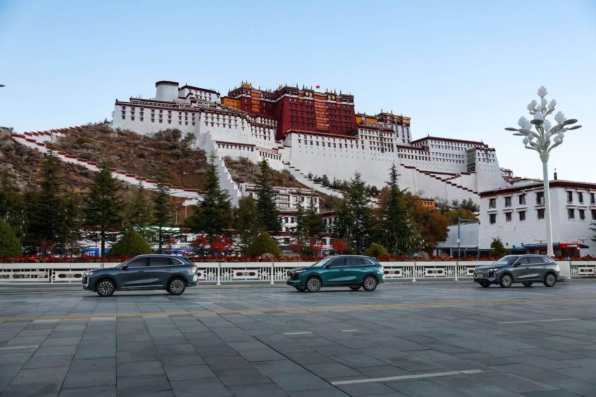 預售10.59萬起,第五代瑞虎8正式開賣!躺平式家庭影院松弛感拉滿