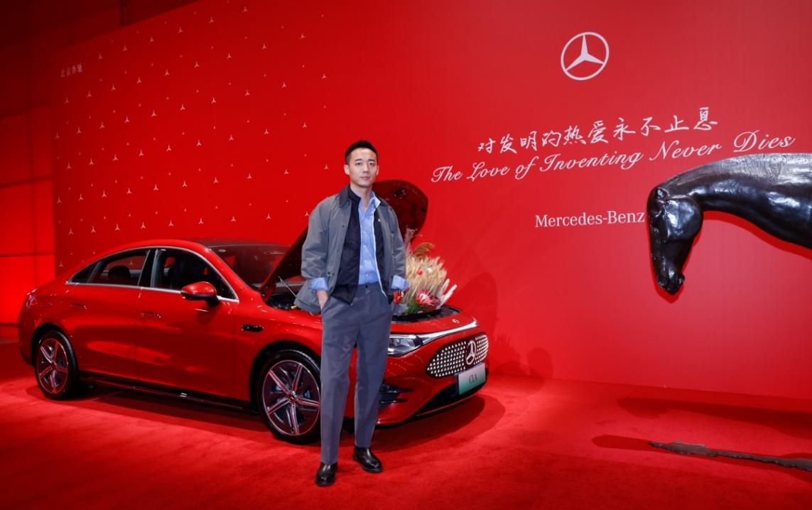 奔馳純電 CLA 的誠意,是百年豪華對電動時代的精準作答