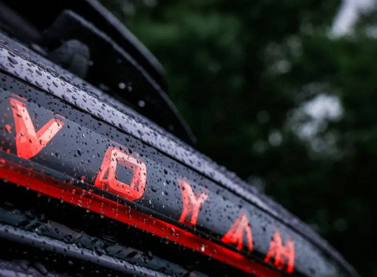 破局與領航,嵐圖30萬輛里程碑背后的國家隊進階密碼!