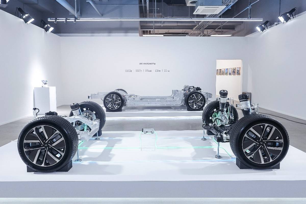 油車熱效率“穩(wěn)定落后”了100年!這兩年為啥集體升仙破了45%?