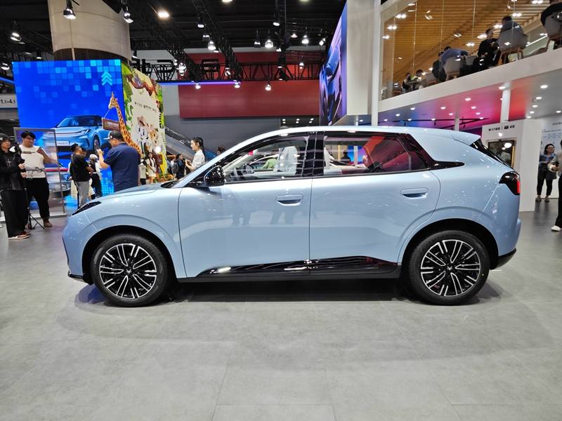 配置全面越級 極狐T1價值感拉滿亮相廣州車展