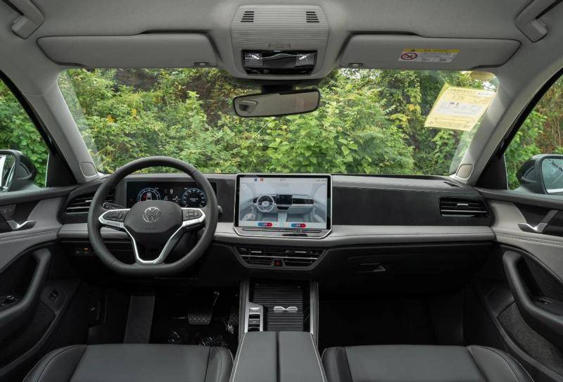 配置有增有減 2026款大眾邁騰B9上市 售17.99萬元起