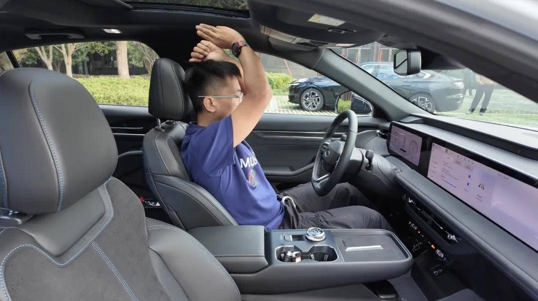 新能源風(fēng)味的燃油轎車,就該這樣?